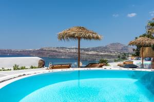 Summer Lovers Villa Santorini Greece