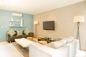 Cape Life - De Smit Luxury Rental