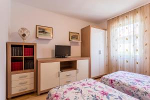 Modern apartment near the beach and center of Split