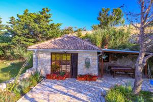 Apartments Dinko 