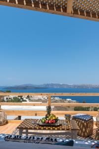 Summer Lovers Villa Santorini Greece
