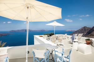 Pantelia Suites Santorini Greece