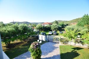 V Luxury Suites Toroni 1