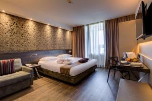 Executive King Room with Balcony room in Best Western Plus Hotel Farnese
