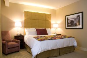 Superior King Room room in Millennium Knickerbocker Chicago