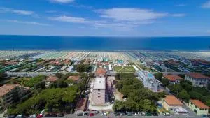 Residence Happy - 马里纳-迪-皮特拉桑塔