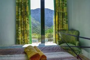 Nansy's House - Áno Váltai