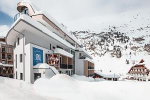 Josl Mountain Lounging Hotel - Adults only!