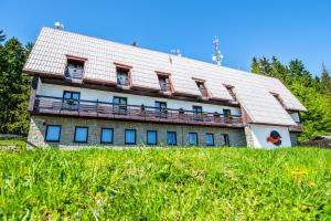 Отель Horský hotel Kozubová Долни-Ломна Чехия