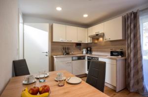 Apartment with Balcony room in Pension Feichter