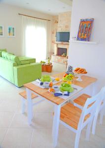 Paliouri Villa Vista al Mar by Luxlikehome