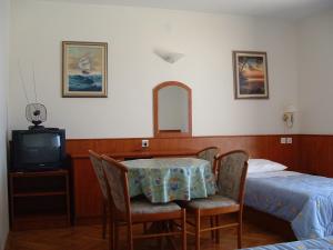 Apartments Mladina