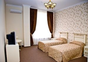 Standard Twin Room room in Hotel Elbuzd