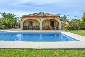 Traumhaus für 6 Personen mit spektakulärem privaten Pool und schönem Ausblick in die Natur - Hozanejos