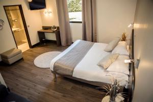 Hotels Aeroport Hotel - Parc Expo : photos des chambres
