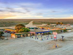 ヌラボー Nullarbor Roadhouse ホテル 客室
