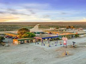 Nullarbor Roadhouse - Nullarbor