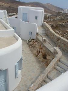 Solaris Folegandros Greece