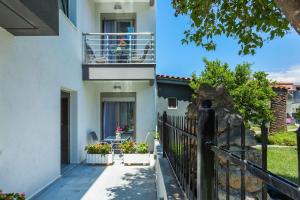 Nymphes Deluxe Accommodation Pefkohori Halkidiki Greece