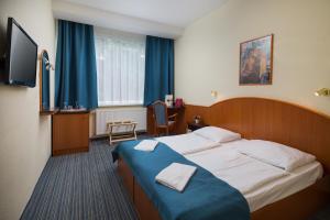 Economy Double or Twin Room room in Benczur Hotel