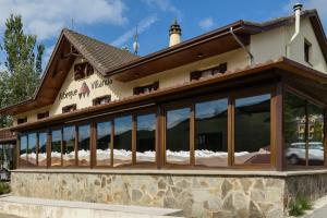 Albergue Villanúa-EDIFICIO COLLARADETA-