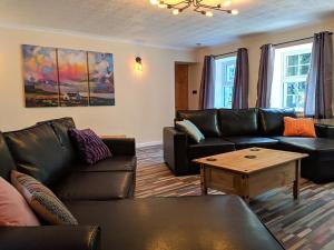 Hilltop Cottage Penrhiw