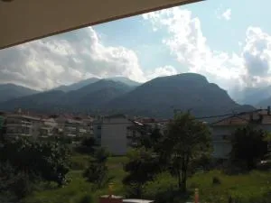 ΔΙΑΜΕΡΙΣΜΑ ΣΤΟ ΛΙΤΟΧΩΡΟ ΜΕ ΕΚΠΛΗΚΤΙΚΗ ΘΕΑ - Litochoro