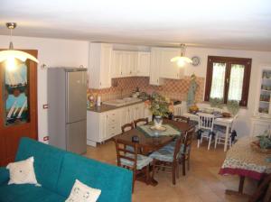 Località "La Pelosa" via Punta DElice 9