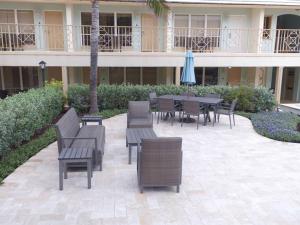 GetAways at Dover House Resort