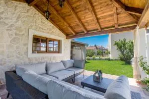 House for Rent Leila - Zlarin