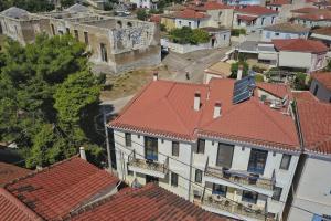 ''EPAVLIS boutique GALAXIDI'' Parnassos Greece