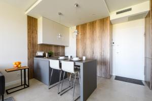 LuxLux Apartments Afara