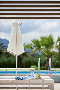 Executive Double Room with Shared Pool