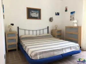 Magi - Camera Talia - Ponza