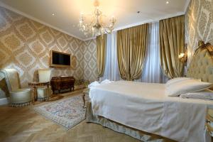 Superior Double or Twin Room room in Hotel Ai Reali - Small Luxury Hotels of the World