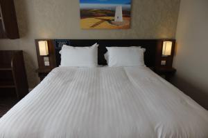 Double Room room in Fallow Field Telford by Marston's Inns