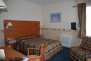 Hotels The Originals City, Hotel Le Bellevue, Montrichard (Inter-Hotel) : photos des chambres