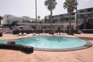 Playa Roca penthouse. Great sea views!