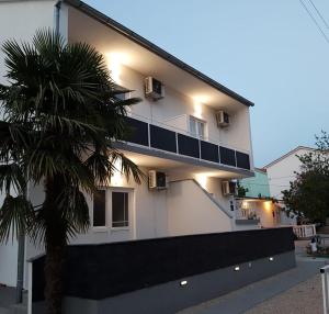 Luxury apartment Melissa