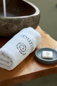 Delmar Apartments & Suites Milos Milos Greece