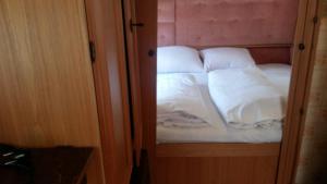 Caravans Magda Kampery