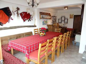 Chardaka Guest House