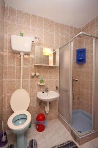 Studio with Terrace room in Apartments with a parking space Jezera Murter - 5083