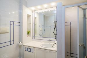 Double Room with Private External Bathroom