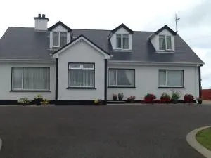 Joe and Aggies - Clogher