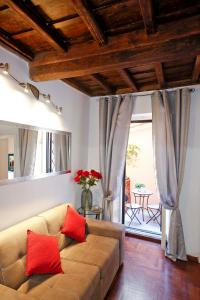 Collection Spanish Steps Apartments