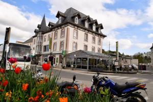 Hotels Hotel De Normandie : photos des chambres