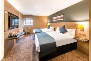 Club Twin Room room in Copthorne Aberdeen Hotel