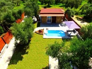 Salonikiou Beach Apartments & Villas - Ágios Nikólaos