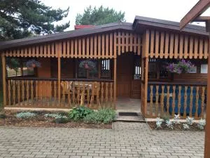 Dana's holiday house - 斯文托伊